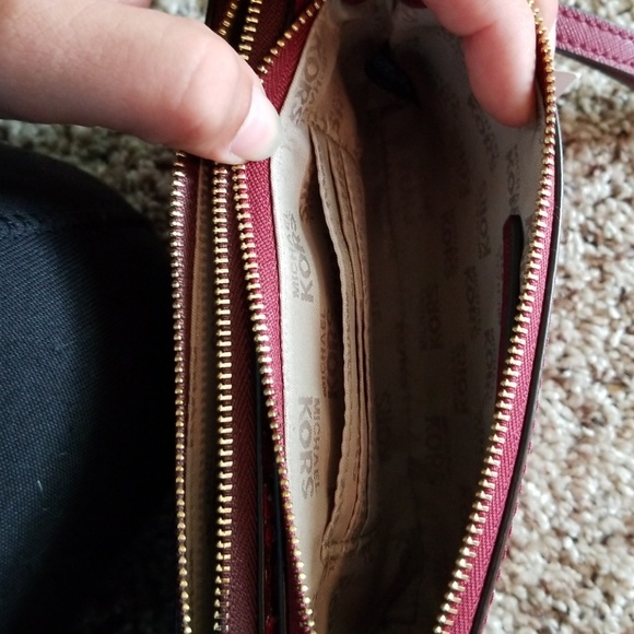 Michael Kors DBL GSSET Wristlet Jet Set Item - Picture 7 of 8